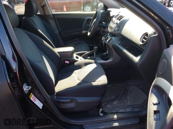 2008 Toyota RAV4 Sport with VIN JTMBK32V886040476, listed as a IAAI auction lot 41576176 with 165,025 mi miles. Bid and sale history available at carsss.com. Image 5.