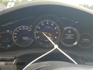 2020 Porsche Cayenne E-Hybrid с VIN WP1AE2AY4LDA23086, выставлен на аукционе Copart как лот 60710045 с пробегом 56 283 миль миль и Списание • Salvage title. История ставок и продаж доступна на DreamBid. Изображение 9.