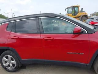 2018 Jeep Compass Latitude с VIN 3C4NJDBBXJT270575, выставлен на аукционе IAAI как лот 42436369 с пробегом 90 311 миль миль и . История ставок и продаж доступна на DreamBid. Изображение 13.