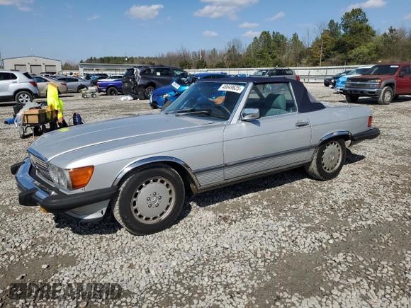1989 Mercedes-Benz 560 Series 560SL with VIN WDBBA48D3KA097999, listed as a Copart auction lot 48649625 with 124,752 mi miles and Salvage Title. Bid and sale history available at carsss.com. Image 1.