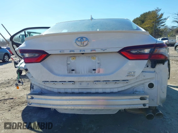 2023 Toyota Camry SE z VIN 4T1G11BK2PU076186, wystawiony jako IAAI lot #41602143 z przebiegiem 18 307 mil mil oraz . Historia ofert i sprzedaży dostępna na DreamBid. Obrazek 18.