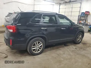 2014 Kia Sorento LX z VIN 5XYKT4A77EG499626, wystawiony jako Copart lot #49983865 z przebiegiem 227 978 mil mil oraz Nie do naprawy • Non repairable. Historia ofert i sprzedaży dostępna na DreamBid. Obrazek 3.