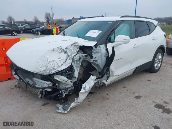 2019 Chevrolet Blazer with VIN 3GNKBGRS7KS647577, listed as a IAAI auction lot 41211185 with 81,889 mi miles. Bid and sale history available at carsss.com. Image 18.