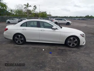 2018 Mercedes-Benz E-Class E 300 with VIN WDDZF4JB2JA350535, listed as a IAAI auction lot 41615741 with 148,004 mi miles. Bid and sale history available at carsss.com. Image 13.