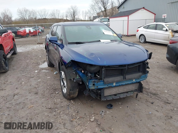 2022 Chevrolet Blazer LT z VIN 3GNKBCR47NS120010, wystawiony jako IAAI lot #41914923 z przebiegiem 31 625 mil mil oraz . Historia ofert i sprzedaży dostępna na DreamBid. Obrazek 1.