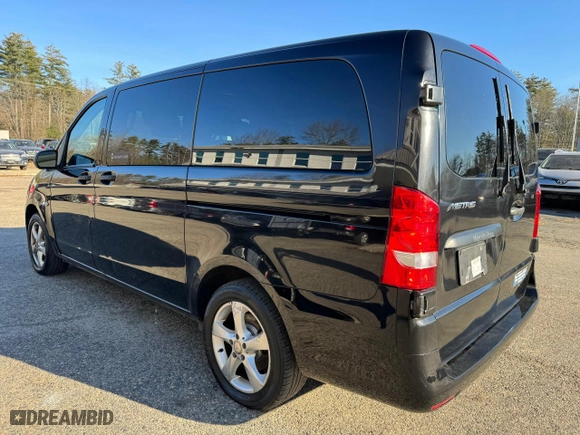 2018 Mercedes-Benz Metris Passenger Van with VIN WD4PG2EE4J3403513, listed as a Copart auction lot 46123684 with 193,794 mi miles. Bid and sale history available at carsss.com. Image 3.