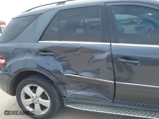 2011 Mercedes-Benz M-Class ML 350 with VIN 4JGBB5GB5BA624425, listed as a IAAI auction lot 41602528 with 145,565 mi miles. Bid and sale history available at carsss.com. Image 6.