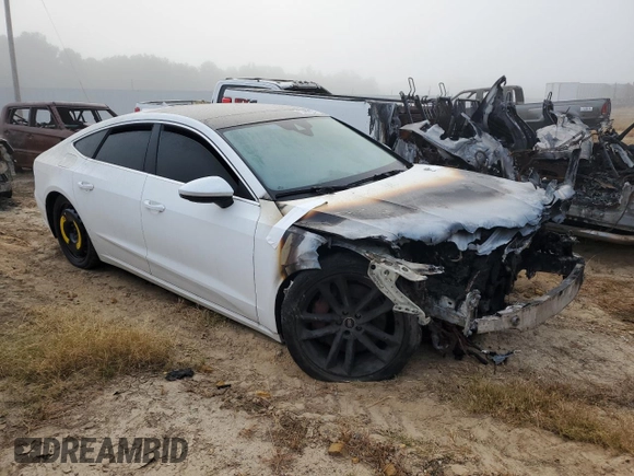 2021 Audi A7 z VIN WAUP2AF28MN016086, wystawiony jako Copart lot #77482234 z przebiegiem Nie podano mil oraz Szkody całkowita. Historia ofert i sprzedaży dostępna na DreamBid. Obrazek 4.