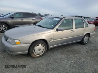 1999 Volvo S70 with VIN YV1LS55A2X1587936, listed as a Copart auction lot 43434815 with 86,839 mi miles and Clean Title. Bid and sale history available at DreamBid. Image 1.
