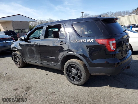 2016 Ford Utility Police Interceptor with VIN 1FM5K8AR7GGC67175, listed as a Copart auction lot 48739075 with 192,281 mi miles and Clean Title. Bid and sale history available at carsss.com. Image 2.