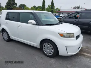 2010 Scion xB z VIN JTLZE4FE5A1114062, wystawiony jako IAAI lot #42462237 z przebiegiem 215 664 mil mil oraz . Historia ofert i sprzedaży dostępna na DreamBid. Obrazek 1.