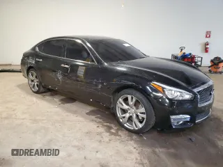 2018 Infiniti Q70 Luxe с VIN JN1BY1PR1JM370429, выставлен на аукционе Copart как лот 61178185 с пробегом 48 972 миль миль и Списание • Salvage title. История ставок и продаж доступна на DreamBid. Изображение 4.