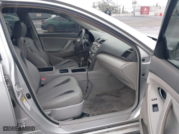 2008 Toyota Camry Hybrid with VIN 4T1BB46KX8U045725, listed as a IAAI auction lot 41186968 with 156,526 mi miles. Bid and sale history available at carsss.com. Image 5.