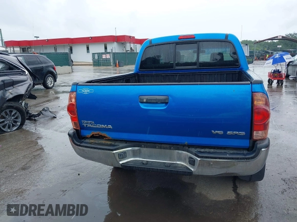 2007 Toyota Tacoma with VIN 3TMLU42N77M010825, listed as a IAAI auction lot 42681151 with 295,160 mi miles and . Bid and sale history available at DreamBid. Image 16.