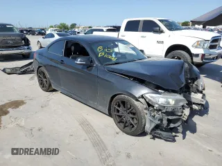 2016 BMW 2 Series M235i xDrive with VIN WBA1J9C55GV372098, listed as a Copart auction lot 58088723 with 84,995 mi miles. Bid and sale history available at carsss.com. Image 4.