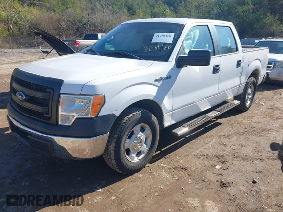 2014 Ford F-150 XL z VIN 1FTFW1CFXEFC26453, wystawiony jako IAAI lot #41490458 z przebiegiem 79 853 mil mil oraz . Historia ofert i sprzedaży dostępna na DreamBid. Obrazek 17.