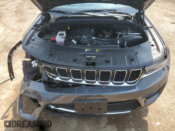 2025 Jeep Grand Cherokee Altitude X z VIN 1C4RJHAG9SC304850, wystawiony jako Copart lot #59705785 z przebiegiem 484 mil mil oraz Szkoda całkowita • Salvage title. Historia ofert i sprzedaży dostępna na DreamBid. Obrazek 11.