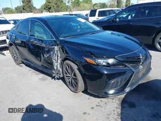 2023 Toyota Camry SE z VIN 4T1G11AK5PU836466, wystawiony jako IAAI lot #41922295 z przebiegiem 25 956 mil mil oraz . Historia ofert i sprzedaży dostępna na DreamBid. Obrazek 1.