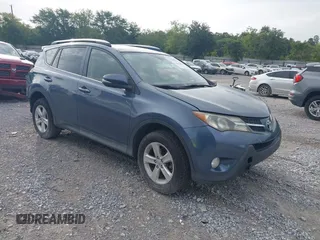2013 Toyota RAV4 XLE with VIN JTMRFREV9D5006175, listed as a IAAI auction lot 42586888 with 204,240 mi miles and . Bid and sale history available at DreamBid. Image 1.