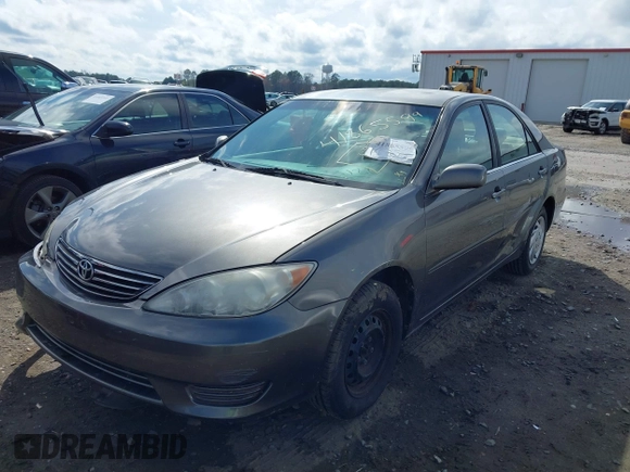 2006 Toyota Camry STD with VIN 4T1BE32K96U743120, listed as a IAAI auction lot 41865599 with 277,608 mi miles. Bid and sale history available at carsss.com. Image 17.