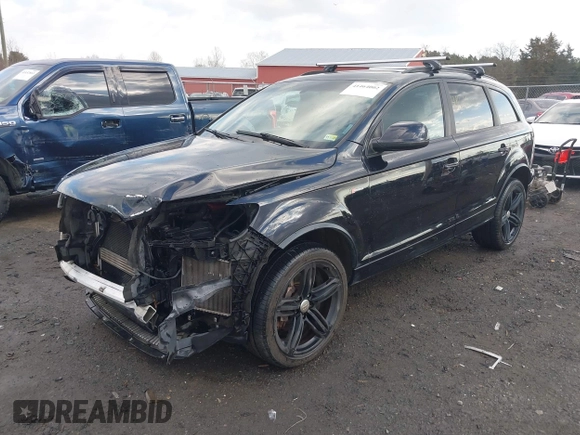 2015 Audi Q7 3.0T S line Prestige with VIN WA1DGAFE7FD006783, listed as a IAAI auction lot 41464002 with 96,845 mi miles. Bid and sale history available at carsss.com. Image 17.