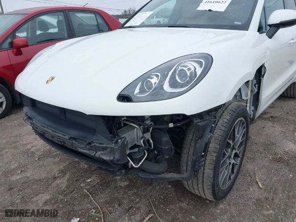 2018 Porsche Macan with VIN WP1AA2A54JLB20602, listed as a IAAI auction lot 41610622 with 65,358 mi miles. Bid and sale history available at carsss.com. Image 6.