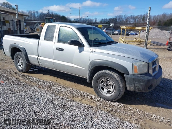 2005 Dodge Dakota ST with VIN 1D7HE22K85S329397, listed as a IAAI auction lot 41597979 with 189,390 mi miles and . Bid and sale history available at DreamBid. Image 1.