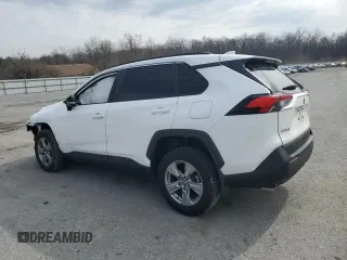 2023 Toyota RAV4 XLE with VIN 2T3P1RFV8PC376424, listed as a Copart auction lot 47931365 with 33,934 mi miles and Salvage Title. Bid and sale history available at carsss.com. Image 2.