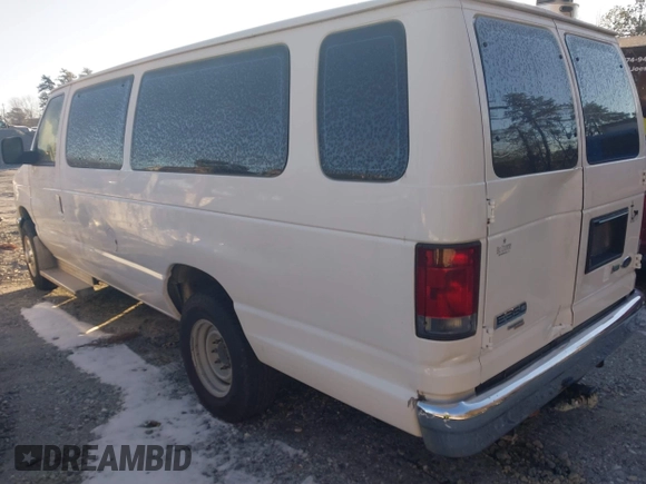 2013 Ford Econoline Passenger XL с VIN 1FBSS3BL2DDA76608, выставлен на аукционе IAAI как лот 41393919 с пробегом Не указан миль и . История ставок и продаж доступна на DreamBid. Изображение 3.