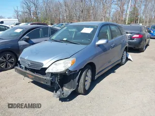 2005 Toyota Matrix STD with VIN 2T1KR32E05C435669, listed as a IAAI auction lot 41754246 with 174,059 mi miles and . Bid and sale history available at DreamBid. Image 2.