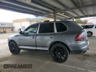 2004 Porsche Cayenne S with VIN WP1AB29P94LA70142, listed as a Copart auction lot 53356685 with 207,313 mi miles and Salvage Title. Bid and sale history available at carsss.com. Image 2.