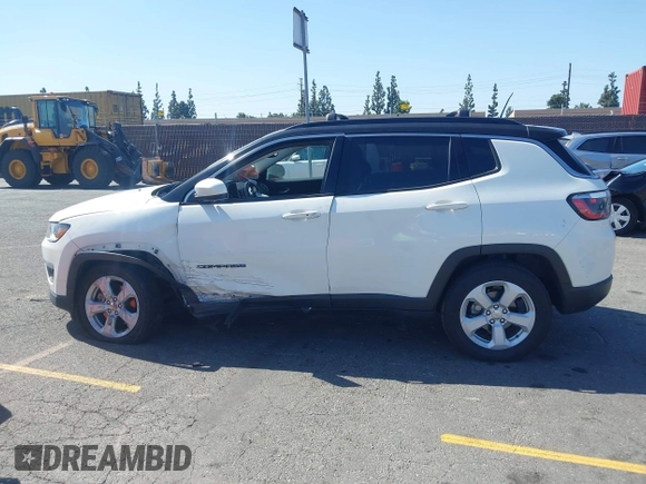 2019 Jeep Compass Latitude z VIN 3C4NJDBB5KT789289, wystawiony jako IAAI lot #42536898 z przebiegiem 84 172 mil mil oraz . Historia ofert i sprzedaży dostępna na DreamBid. Obrazek 14.