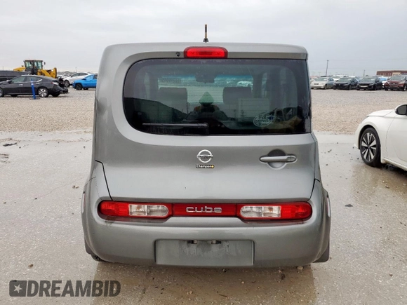 2010 Nissan Cube S z VIN JN8AZ2KR9AT166104, wystawiony jako Copart lot #55290045 z przebiegiem 147 372 mil mil oraz Szkoda całkowita • Salvage title. Historia ofert i sprzedaży dostępna na DreamBid. Obrazek 6.