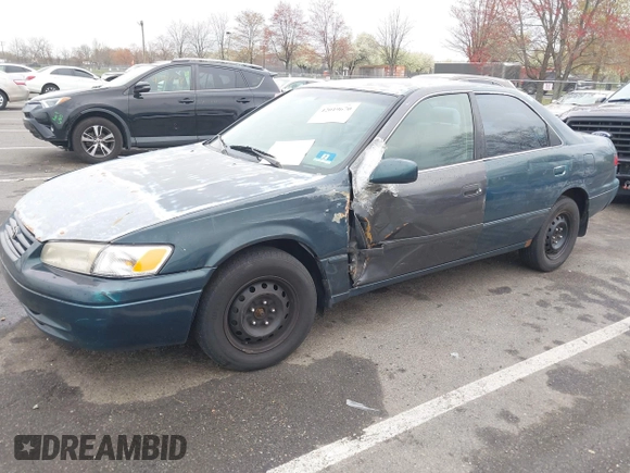 1997 Toyota Camry LE z VIN 4T1BG22K5VU024448, wystawiony jako IAAI lot #42019670 z przebiegiem 133 385 mil mil oraz . Historia ofert i sprzedaży dostępna na DreamBid. Obrazek 17.