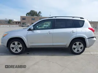 2006 Toyota RAV4 Sport with VIN JTMZK32V666001770, listed as a IAAI auction lot 41763306 with 195,448 mi miles. Bid and sale history available at carsss.com. Image 14.