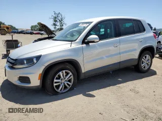 2012 Volkswagen Tiguan LE z VIN WVGAV7AX8CW568651, wystawiony jako Copart lot #55969775 z przebiegiem 113 503 mil mil oraz Szkoda całkowita • Salvage title. Historia ofert i sprzedaży dostępna na DreamBid. Obrazek 1.