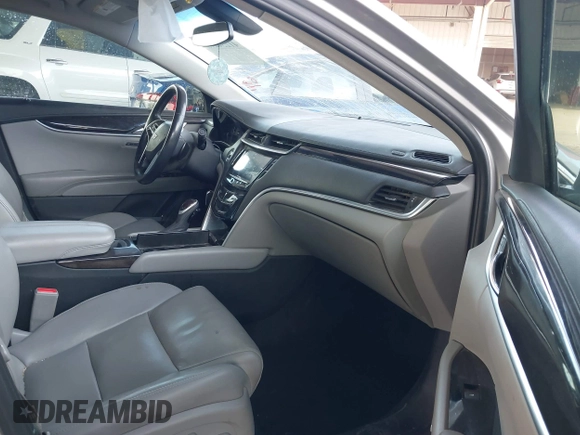 2017 Cadillac XTS Luxury with VIN 2G61M5S36H9109628, listed as a IAAI auction lot 41254243 with 137,310 mi miles. Bid and sale history available at carsss.com. Image 5.