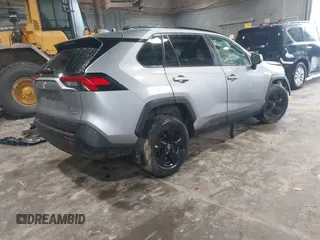 2020 Toyota RAV4 XLE with VIN 2T3P1RFV6LC089609, listed as a IAAI auction lot 41923472 with 72,368 mi miles and . Bid and sale history available at DreamBid. Image 4.