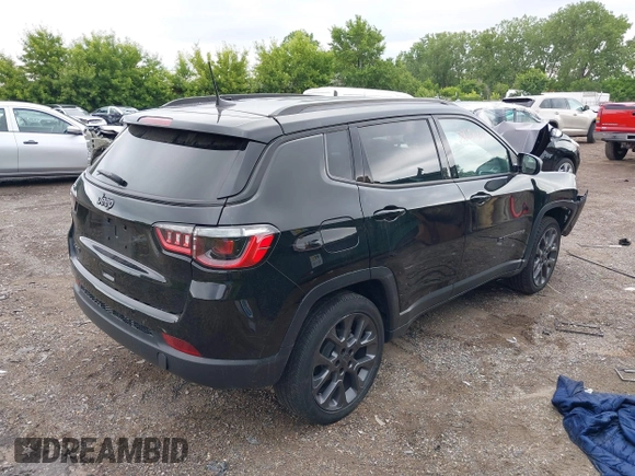 2021 Jeep Compass 80th Anniversary z VIN 3C4NJDEB5MT566331, wystawiony jako IAAI lot #39620364 z przebiegiem 48 826 mil mil oraz . Historia ofert i sprzedaży dostępna na DreamBid. Obrazek 4.