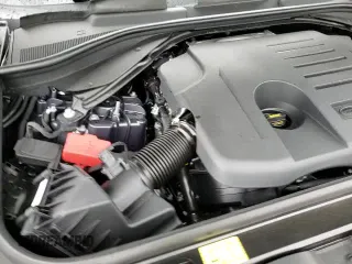 2025 Land Rover Range Rover Sport SE with VIN SAL1P9EU8SA470167, listed as a Copart auction lot 67568165 with 1,819 mi miles and Salvage title. Bid and sale history available at DreamBid. Image 15.