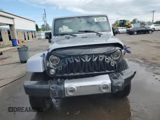 2016 Jeep Wrangler Unlimited 75th Anniversary with VIN 1C4HJWEG1GL183099, listed as a Copart auction lot 55393385 with Not provided miles and Salvage title. Bid and sale history available at DreamBid. Image 5.