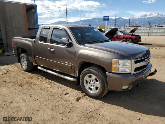 2007 Chevrolet Silverado 1500 LT w/1LT with VIN 1GCEC19J07Z563361, listed as a Copart auction lot 48589495 with 205,860 mi miles and Salvage Title. Bid and sale history available at carsss.com. Image 4.