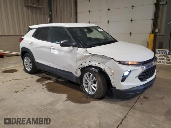 2024 Chevrolet TrailBlazer LS with VIN KL79MNSL5RB042940, listed as a Copart auction lot 53148685 with 23,294 mi miles and Salvage Title. Bid and sale history available at DreamBid. Image 4.
