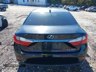 2018 Lexus ES with VIN 58ABK1GG7JU085607, listed as a IAAI auction lot 40888764 with 123,116 mi miles. Bid and sale history available at carsss.com. Image 16.