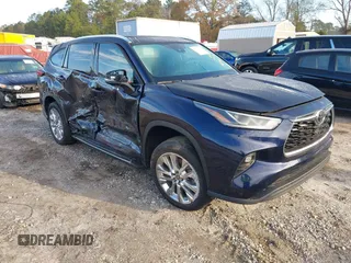 2023 Toyota Highlander L with VIN 5TDKDRAH5PS006082, listed as a IAAI auction lot 40960175 with 21,652 mi miles and . Bid and sale history available at DreamBid. Image 1.