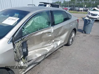 2016 Toyota Avalon Limited z VIN 4T1BK1EB1GU237405, wystawiony jako IAAI lot #42276053 z przebiegiem 51 399 mil mil oraz . Historia ofert i sprzedaży dostępna na DreamBid. Obrazek 6.