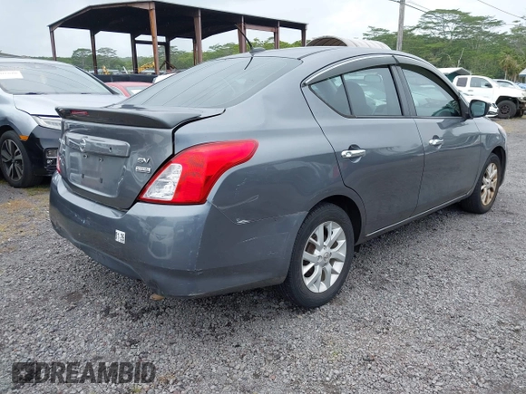 2017 Nissan Versa SV z VIN 3N1CN7AP3HL849494, wystawiony jako IAAI lot #42099068 z przebiegiem 110 174 mil mil oraz . Historia ofert i sprzedaży dostępna na DreamBid. Obrazek 4.