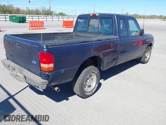 1996 Ford Ranger XL z VIN 1FTCR14U0TPB14713, wystawiony jako IAAI lot #41836406 z przebiegiem 154 134 mil mil oraz . Historia ofert i sprzedaży dostępna na DreamBid. Obrazek 4.