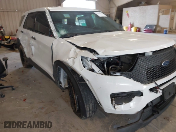 2021 Ford Police Interceptor Utility z VIN 1FM5K8AB1MGB54109, wystawiony jako IAAI lot #41694271 z przebiegiem 90 073 mil mil oraz . Historia ofert i sprzedaży dostępna na DreamBid. Obrazek 6.