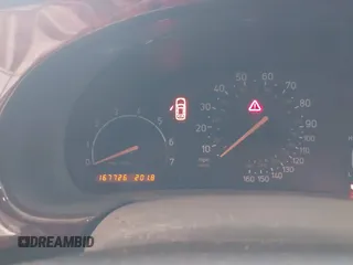 2002 Saab 9-3 z VIN YS3DF55K122017784, wystawiony jako IAAI lot #42057341 z przebiegiem 167 726 mil mil oraz . Historia ofert i sprzedaży dostępna na DreamBid. Obrazek 7.